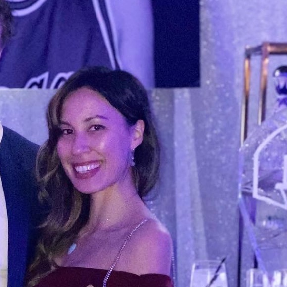 Meet your Posher, Monica - Picture 1 of 1